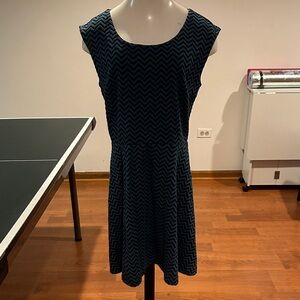 Candie's Black and Blue Chevron Midi Dress